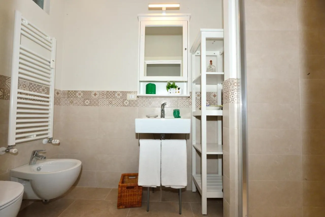 Roommo Monte Oliveto Florence Apartment