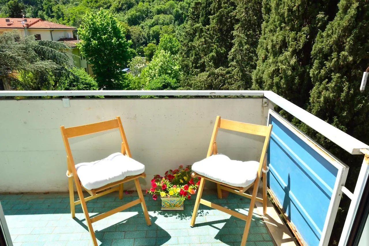Roommo Monte Oliveto Florence