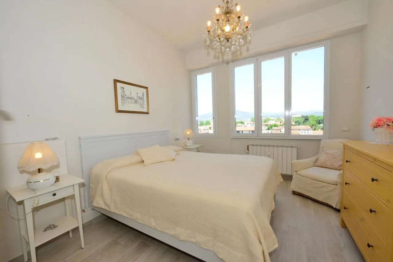Apartment Roommo Monte Oliveto Florence Italy