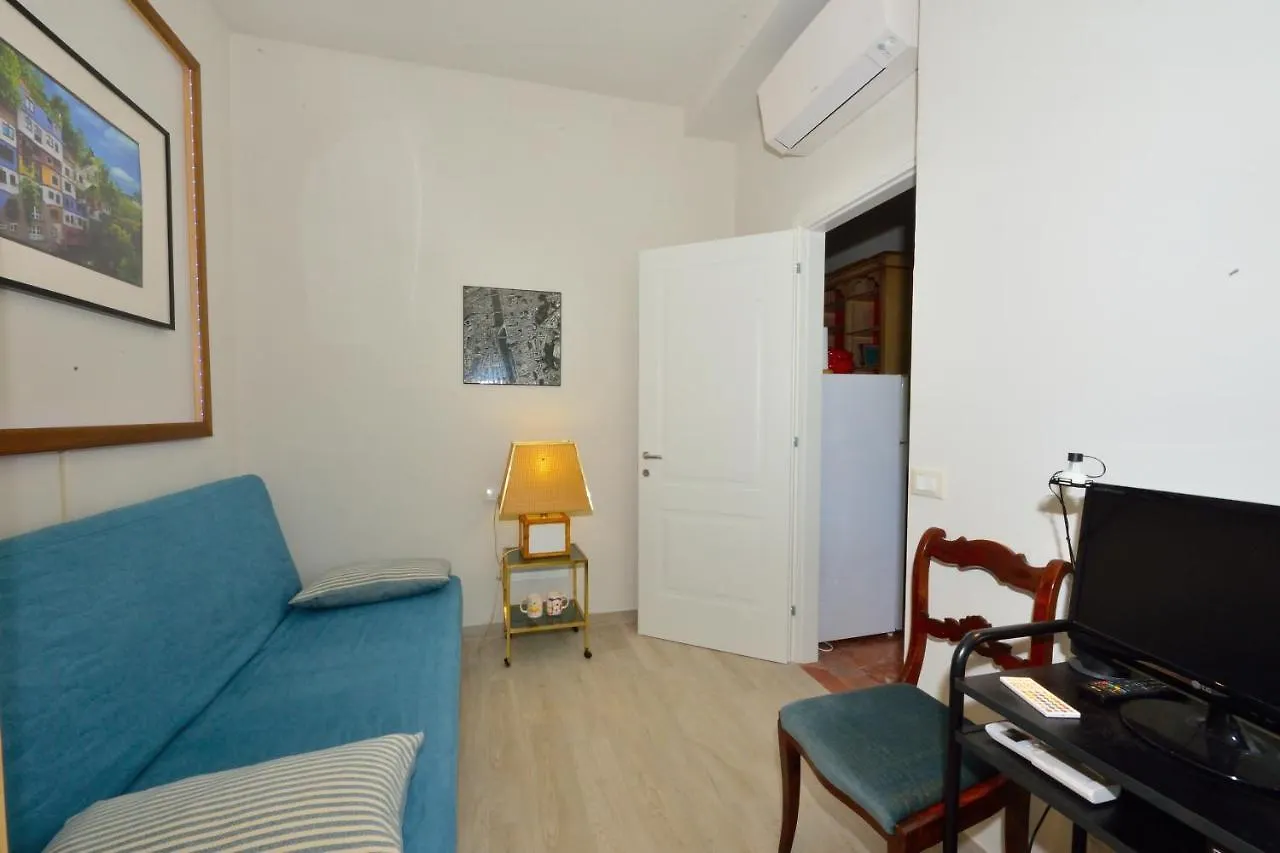 Roommo Monte Oliveto Florence Apartment