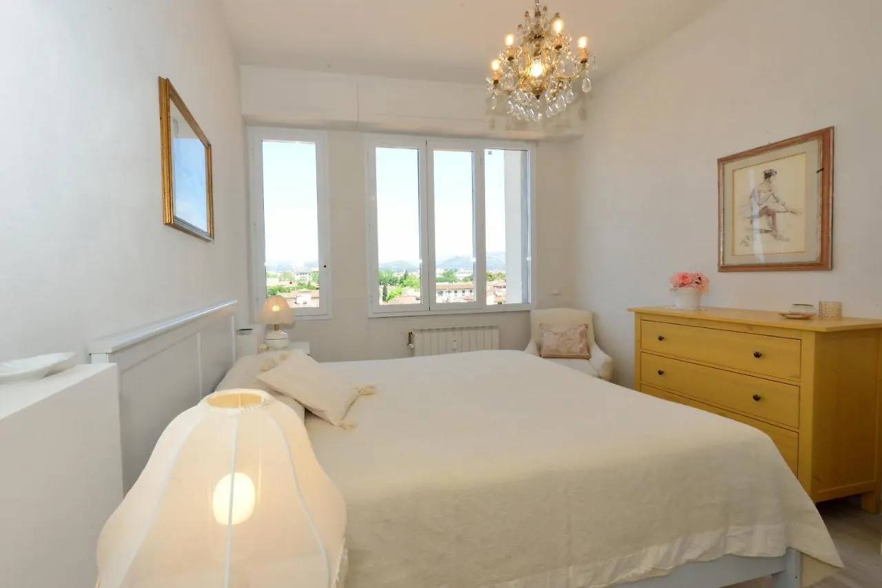 Roommo Monte Oliveto Florence Apartment