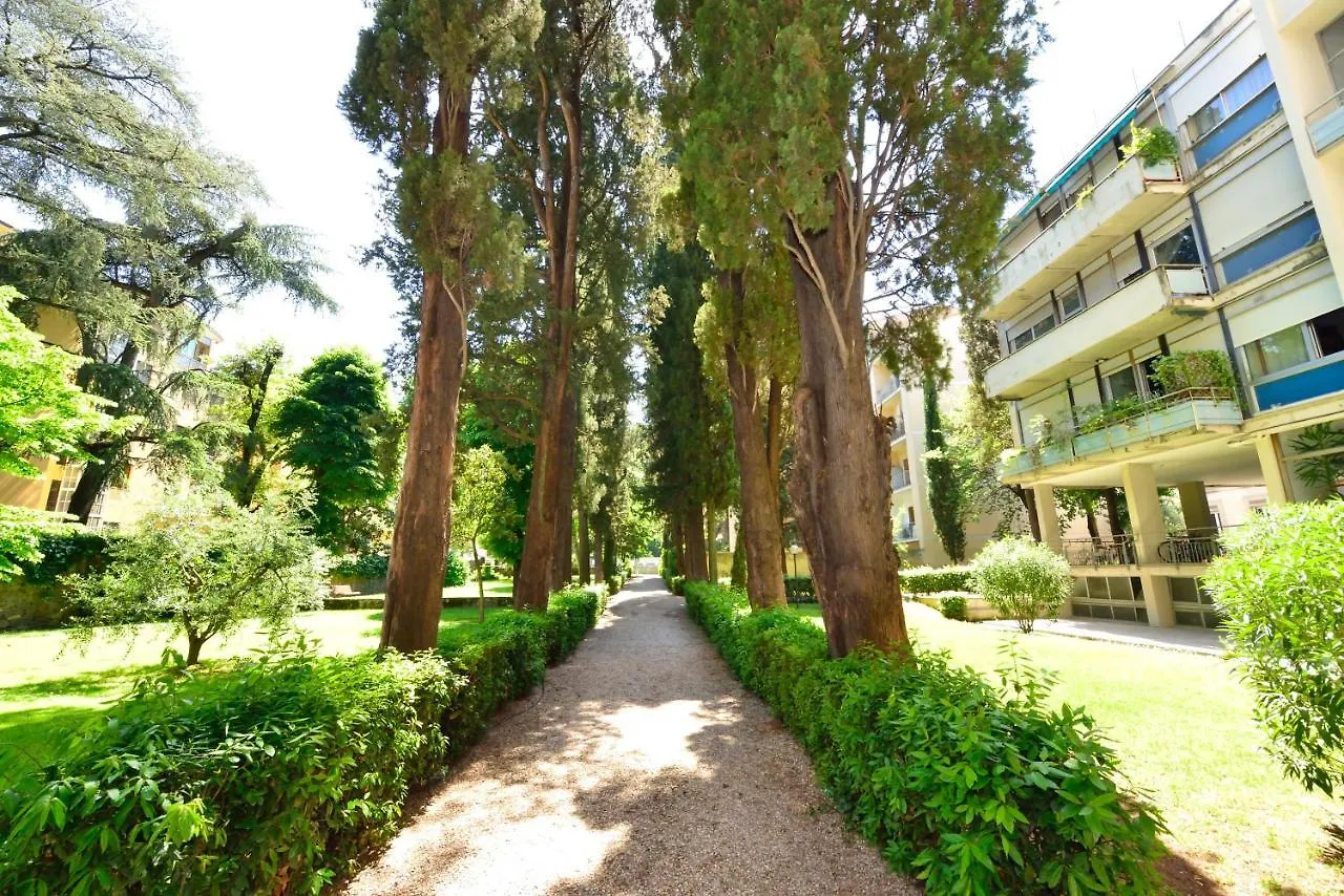 Roommo Monte Oliveto Florence